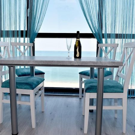 شقة Turquoise By The Sea كونستانتا المظهر الخارجي الصورة